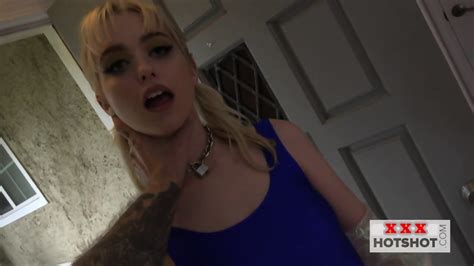 Submissive Anal Babe Gagging Cock Before Anal Pounding