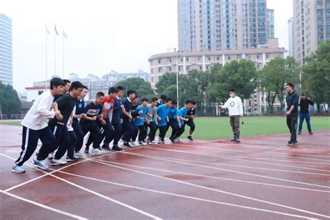 从发文通知走向发力督查 教育部专家来我校进行《国家学生体质健康标准》抽测复核工作测试