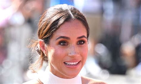 Meghan Markles Beauty Secrets From Her Glowing Skin To Make Up Bag Must Have Royal News