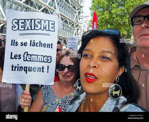 Paris France Les Femmes Françaises à La Manifestation Féministe