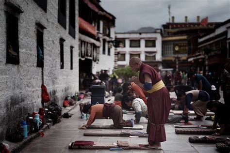 Jokhang Temple Lhasa, History, Timings, Importance, Entry Fee