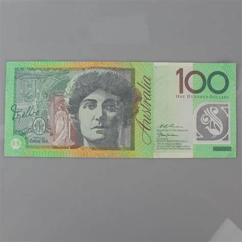 Australian 100 Dollar Bill | Property Room