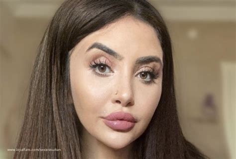 These Hypnotic Tits Will Mindfuck You Sexiest Sultan Findom Femdom Goddess Financial Sadist