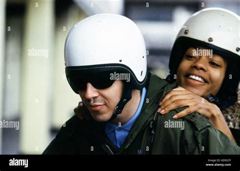 WHITE TEETH, Charlie Creed-Miles, Naomie Harris, 2002 Stock Photo - Alamy