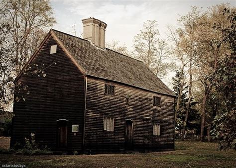 1112009 Cutchogue Old House American Architecture Old House