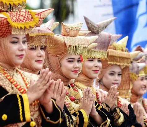 Bagaimana Manfaat Keragaman Budaya Bagi Saling Ketergantungan