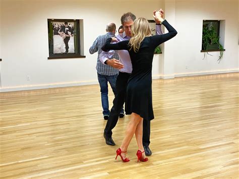 All you need to know about ocho in Artentine Tango — Ultimate Tango