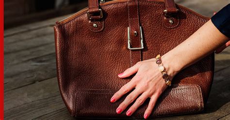 Как отличить сумку из натуральной кожи: 5 проверенных способов ...