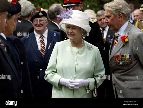 Royalty - Queen Elizabeth II Golden Jubilee Stock Photo - Alamy