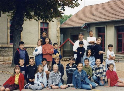 Photo De Classe Cm De Ecole Primaire Saint Joseph Copains D Avant