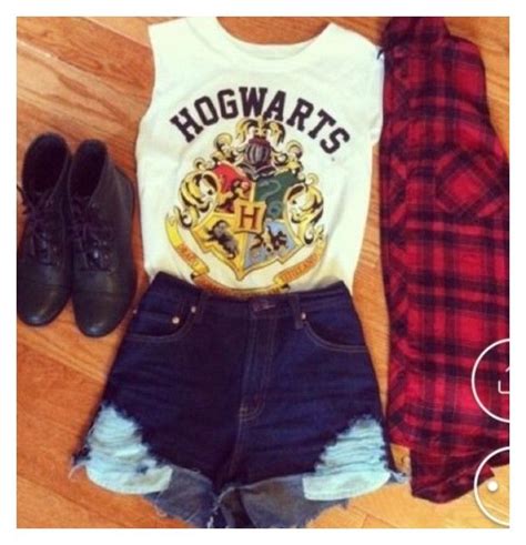 Luxury Fashion And Independent Designers Ssense Harry Potter Outfits Cute Outfits Harry