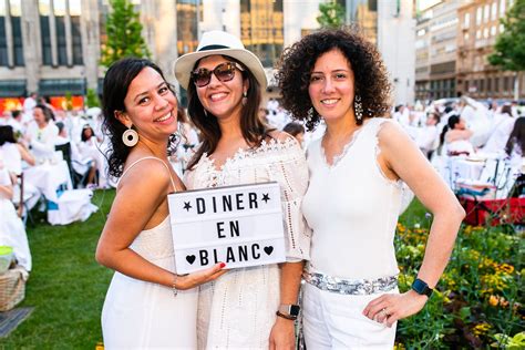 Diner en Blanc in Düsseldorf und Neuss schönsten Fotos von 2023