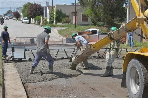 Pavimentación en hormigón en 11 cuadras Tandil 42M Construar ar