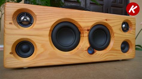 Diy Bluetooth Speaker Using Pallet Wood Youtube