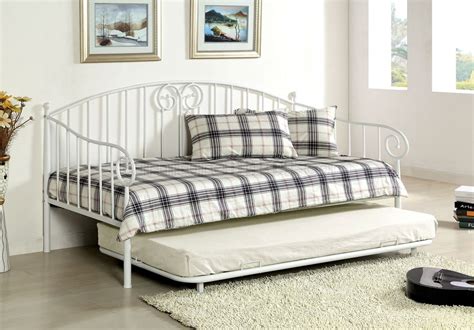 CM1603WH Hamden Metal Daybed in White w/Twin Trundle