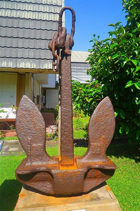 âncora De Ferro Fundido No Museu Lombok Foto de Stock Imagem de museu