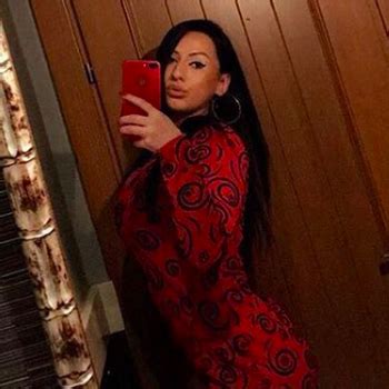 Enki Bracaj Babe Page Watch This Tv Host On FreeOnes