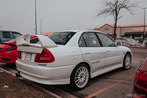 White Jdm Lancer Evolution Iv Benlevy