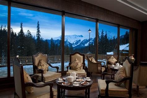 Khyber Himalayan Resort & Spa Gulmarg - Inditales