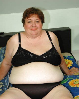 Mature Babe Olive Jones Shows Her Pantyhose That Hiding That Pussy Porn Pictures Xxx Photos