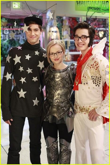 Full Sized Photo Of Liv Maddie Kang A Rooney Stills 11 Liv And Maddie