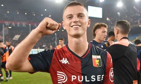 Va Al Genoa In Cambio Di Gudmundsson Pazza Inter