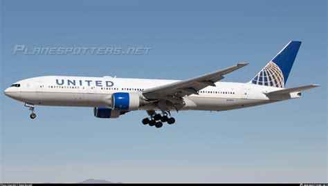 N Ua United Airlines Boeing Er Photo By Demo Borstell Id