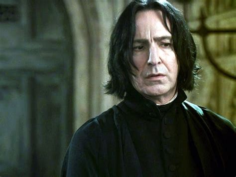 Alan Rickman, Harry Potter's infamous Snape, dies at 69 - CNET