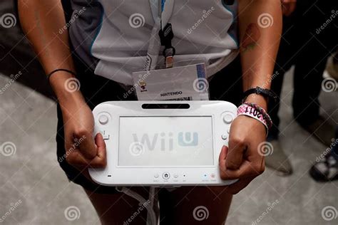 Nintendo Wii U At E3 2011 Editorial Image Image Of Casual 19890605