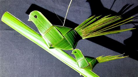 How To Make A Bird From Coconut Leaves Coconutpalm Leaf Crafts Youtube