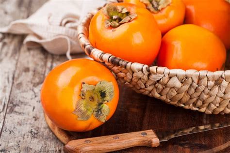 What Does A Persimmon Taste Like And How To Best Enjoy It Food Champs