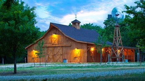 Timberlyne Iconic Kansas Barn