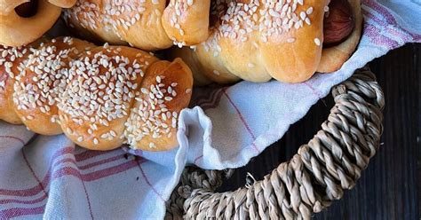 Сосиска в тісті рецепт - випічка з сосисками | FoodOboz