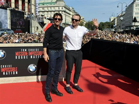 Tom Cruise und Simon Pegg am roten Teppich vor der Wiener Staatsoper