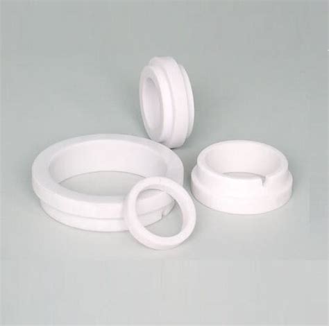 Thermal Casting 99 Al2O3 Alumina Ceramic Ring Resistant Wearing