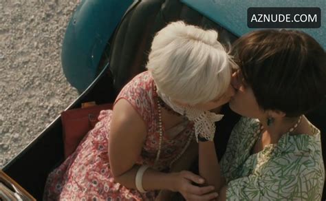 Caterina Murino Mena Suvari Lesbian Scene In The Garden Of Eden AZNude