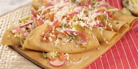 ¿cómo Hacer Tacos De Pollo Dorados