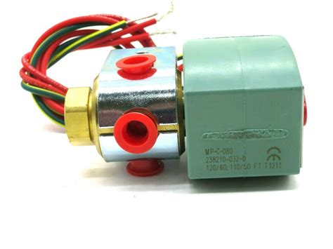 NEW ASCO 8320G136 SOLENOID VALVE 110 120VAC 50 60HZ 1 8 3WAY SB