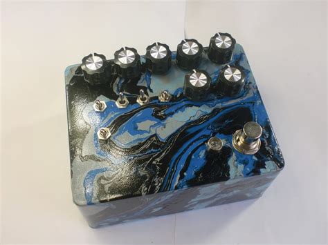 BASS PREAMP – Custom Guitar Pedal