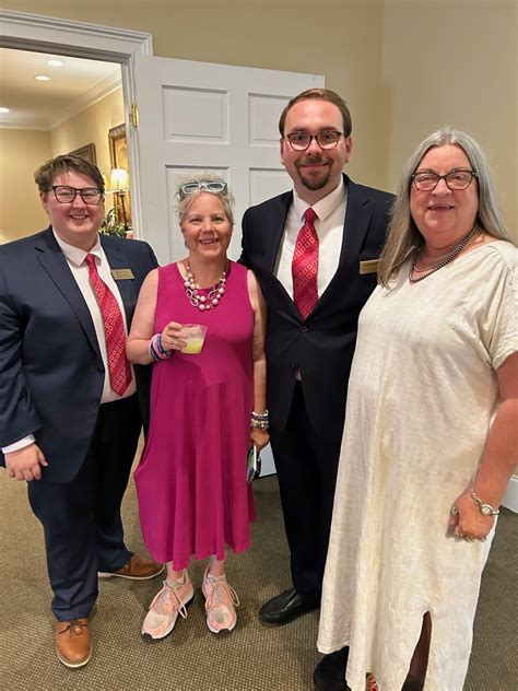 Thompson-Strickland-Waters Funeral Home | Sylvania GA