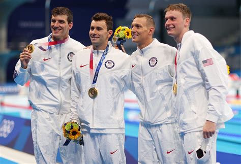 Caeleb Dressel Leads Team USA To Victory In Men S 4x100m Freestyle