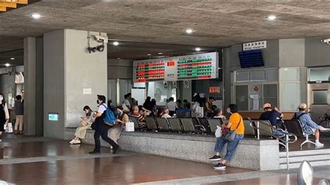 台鐵中壢臨時前站啟用 採進出站分流活絡旅運需求｜東森新聞：新聞在哪 東森就在哪裡