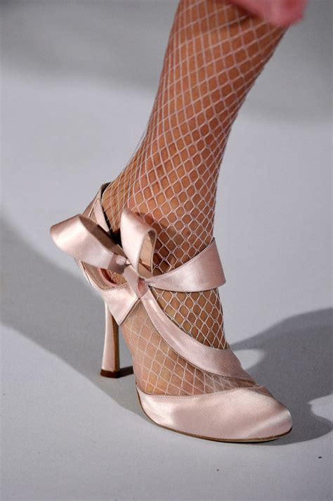 Thumbs Pro Skaodi Shoes From Oscar De La Renta Fall 2012