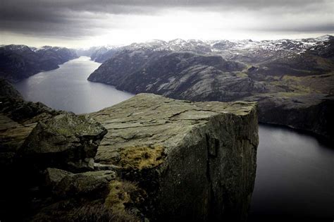 Preikestolen guía completa para subir al Púlpito Los Traveleros