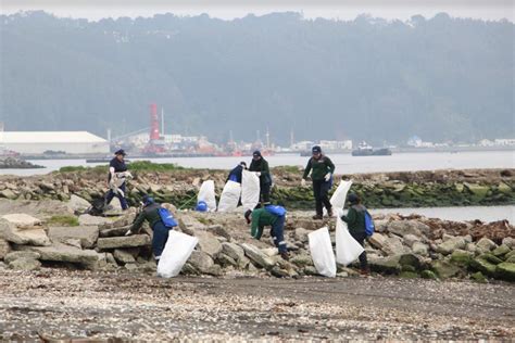 Limpieza de playas en Talcahuano Más de 400 voluntarios recogieron