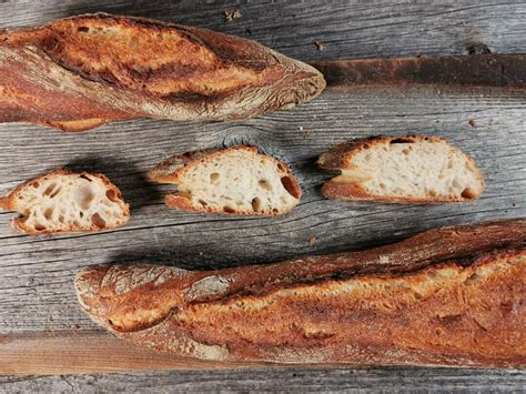 Französisches Baguette selber backen Rezept für zu Hause