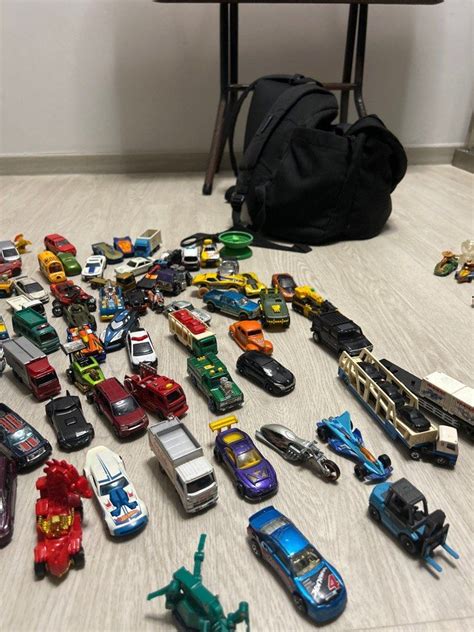 Tomica And Hot Wheels Hobbies Toys Toys Games On Carousell