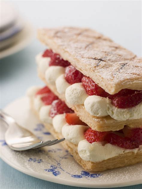 Mille feuilles aux fraises recette pas chère Marie Claire