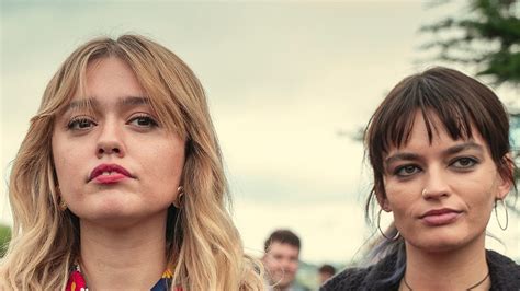 Sex Education Cast Handlung Starttermin Von Staffel 3 GLAMOUR