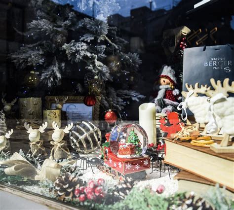 Cómo Decorar un Escaparate en Navidad Ideas